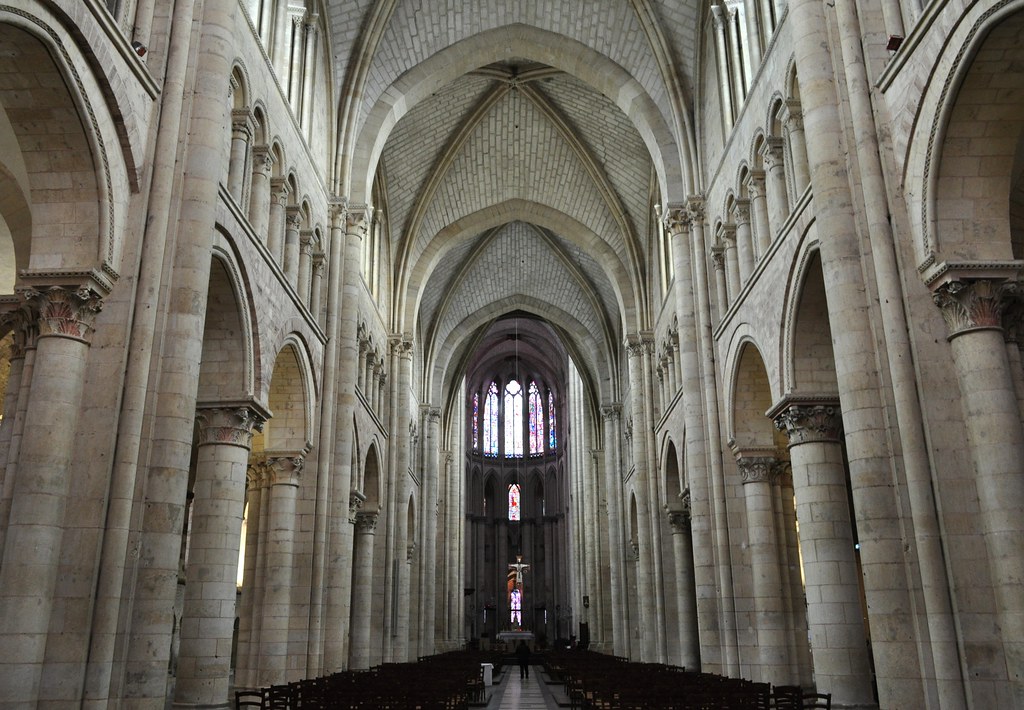 Cathédrale saint Julien au Mans, intérieur