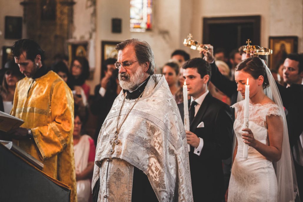 époxu avec les couronnes du rite orthodoxe