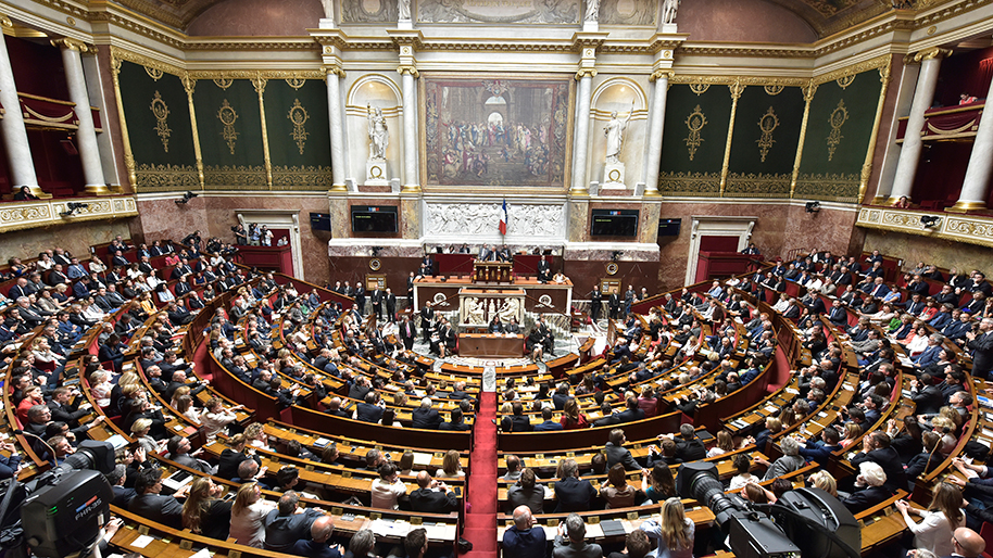 cette assemblée ne peut pas être honnête