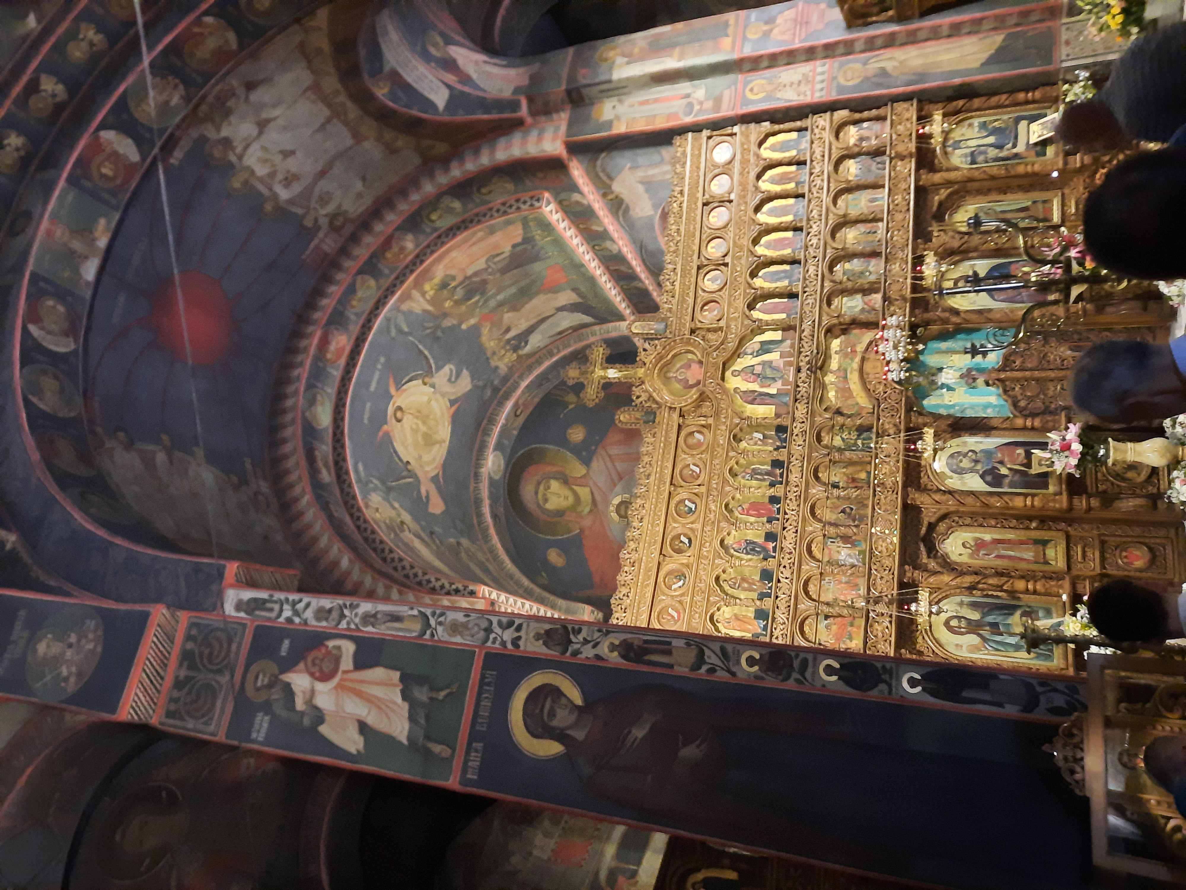 intérieur de la cathédrale de Iasi
